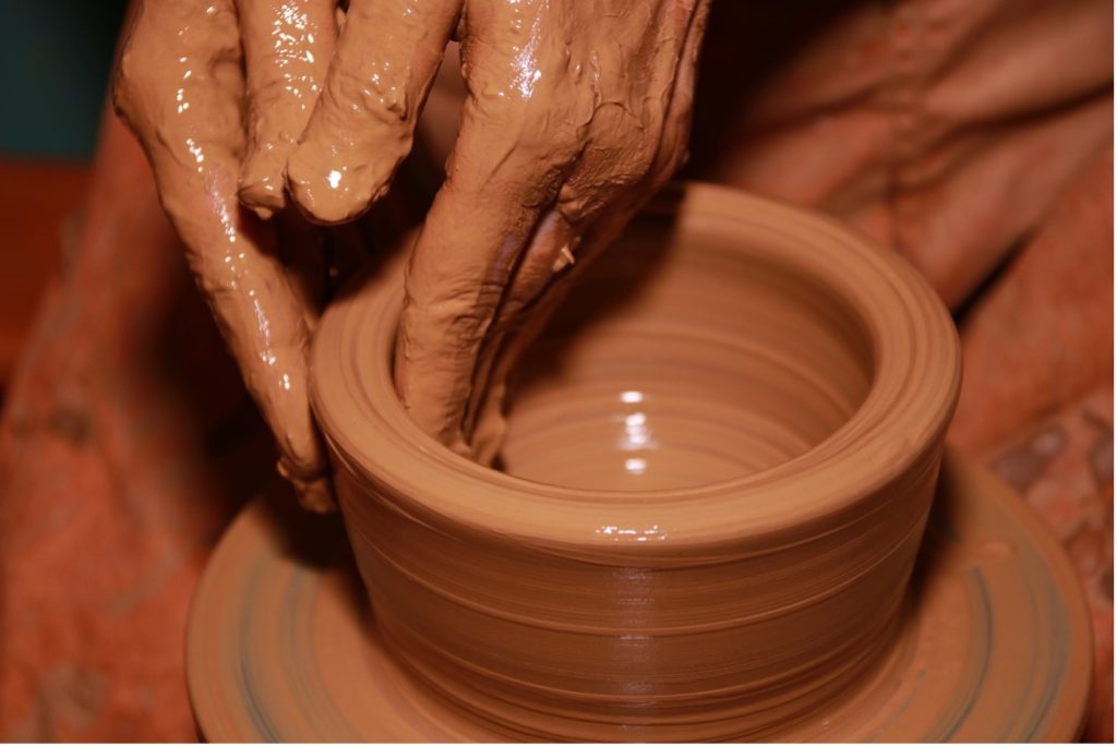 tour du potier poterie céramique 